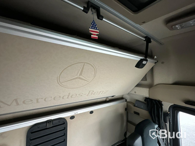 Dragbil Mercedes-Benz Actros 6X2 | 2753 | 2020 | Euro6