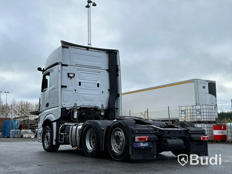 Dragbil Mercedes-Benz Actros 6X2 | 2753 | 2020 | Euro6