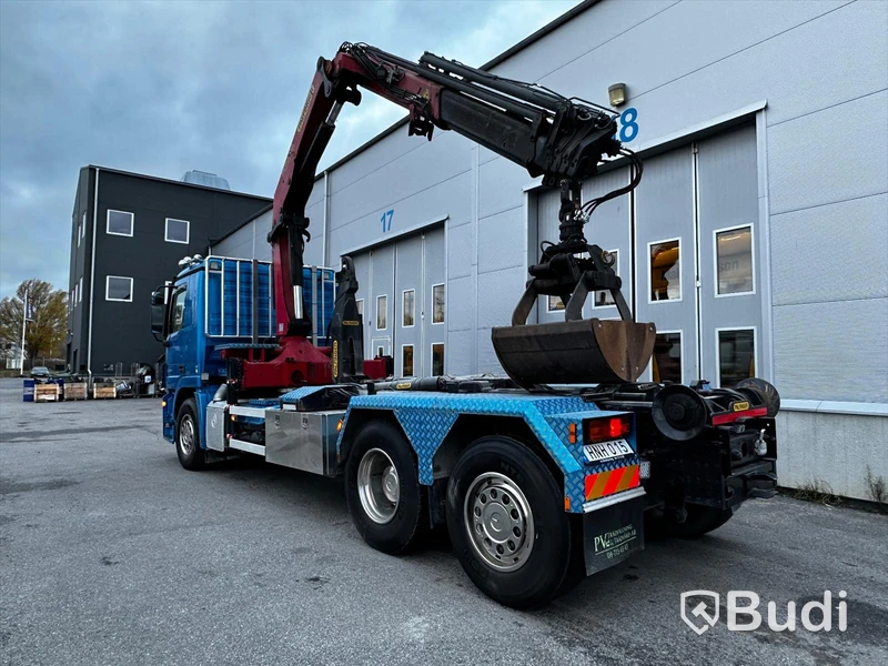 Lastbil Mercedes-Benz 2536 L Kranväxlare