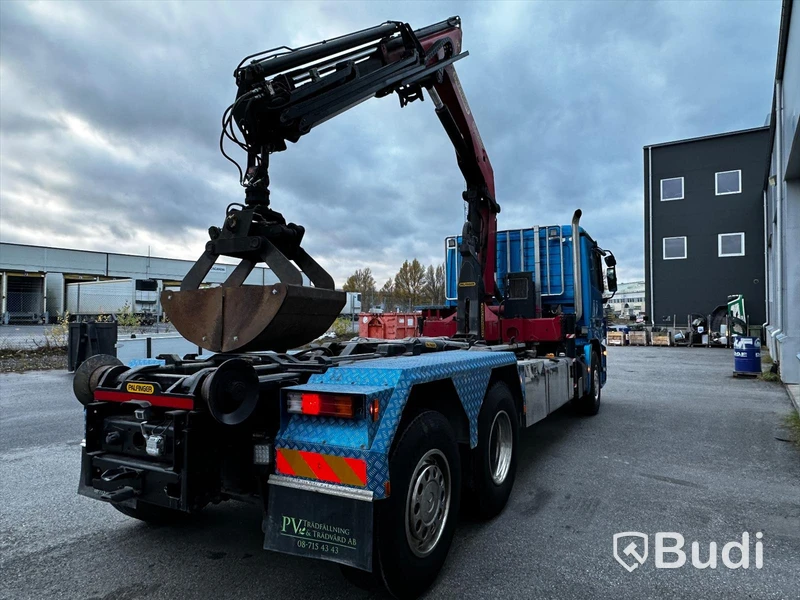 Lastbil Mercedes-Benz 2536 L Kranväxlare