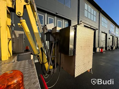 Lastbil Volvo FL 260 4X2 med vema 142T lift | 2013