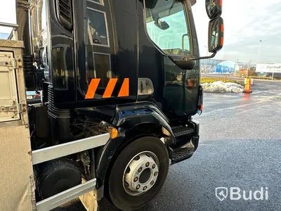 Lastbil Volvo FL 260 4X2 med vema 142T lift | 2013