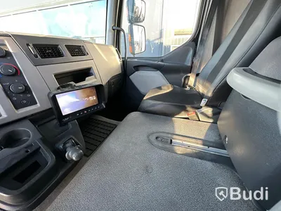 Lastbil Volvo FL 260 4X2 med vema 142T lift | 2013