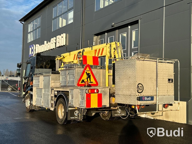 Lastbil Volvo FL 260 4X2 med vema 142T lift | 2013