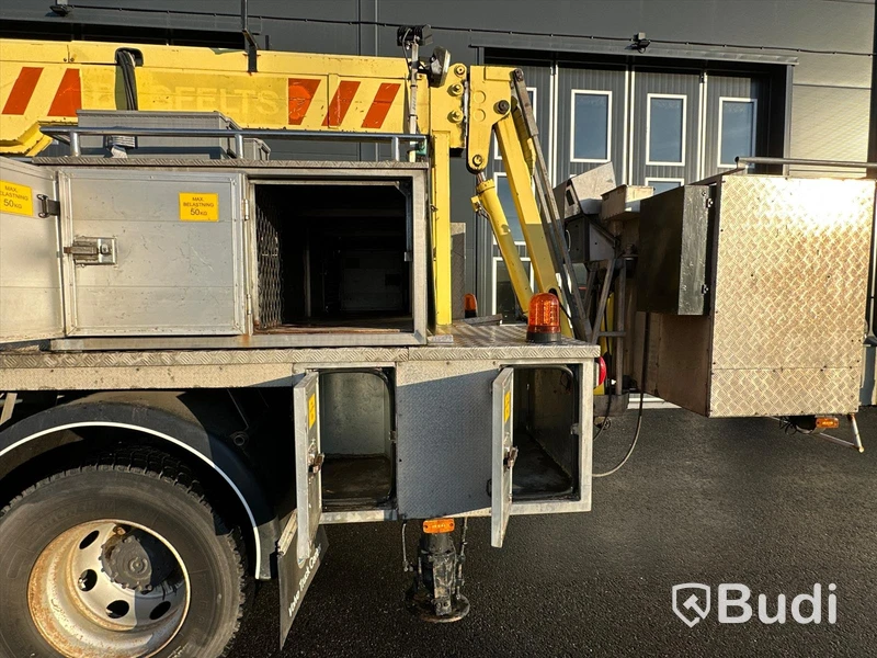 Lastbil Volvo FL 260 4X2 med vema 142T lift | 2013