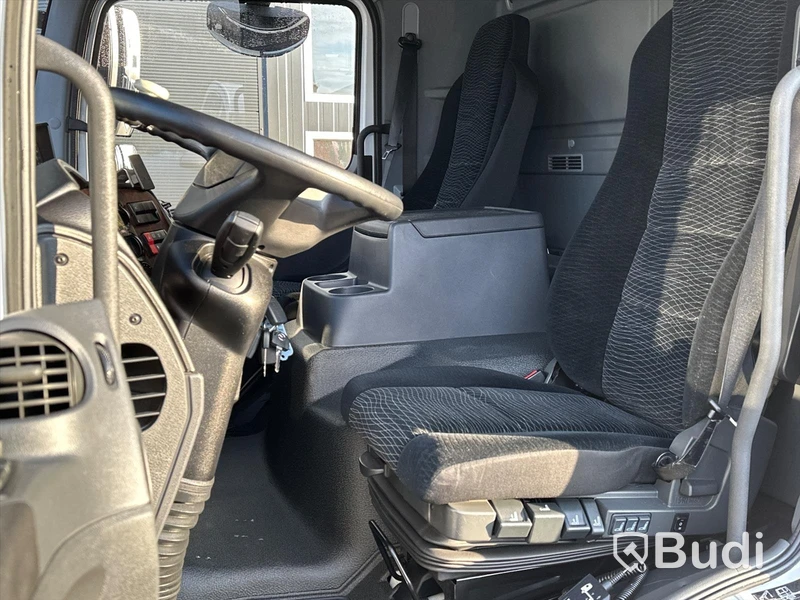 Lastbil Mercedes-Benz Atego 916 4x2 8.000 mil Brädgårdsbil | Fassikran