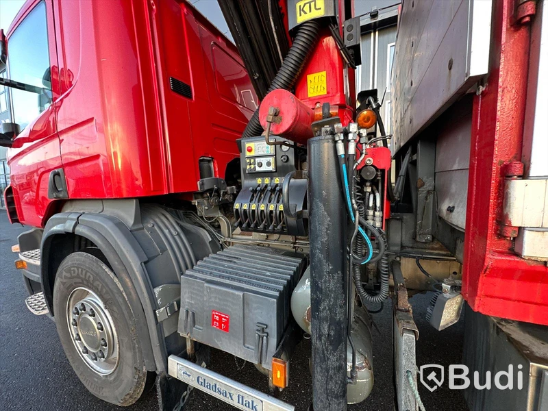 Brädgårdsbil Scania P280 LB6X2-4HHA | Palfinger PK2002