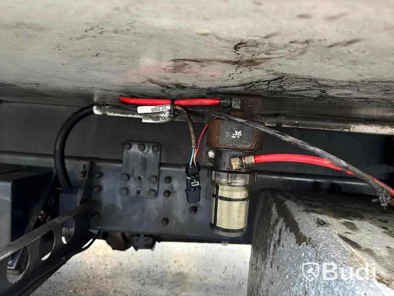 Lastbil Scania P410 6x2-4 HNB | 2016 | Kyl & Frysbil Carrier -
