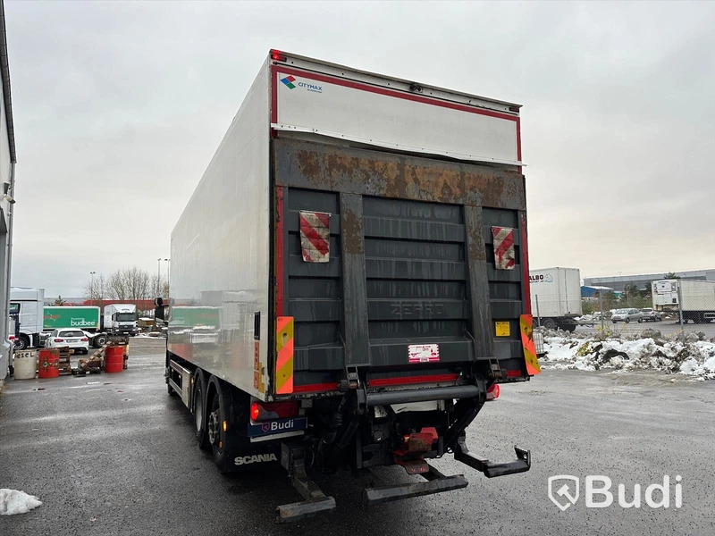 Lastbil Scania P410 6x2-4 HNB | 2016 | Kyl & Frysbil Carrier -