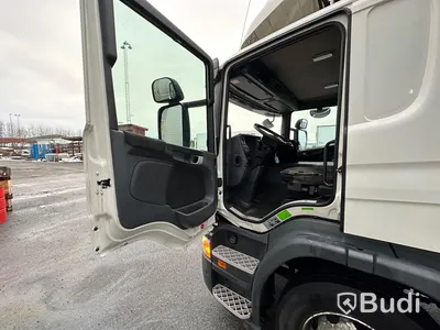 Lastbil Scania P410 6x2-4 HNB | 2016 | Kyl & Frysbil Carrier -