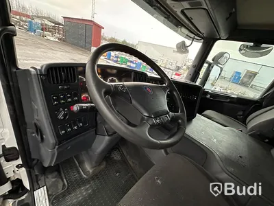 Lastbil Scania P410 6x2-4 HNB | 2016 | Kyl & Frysbil Carrier -