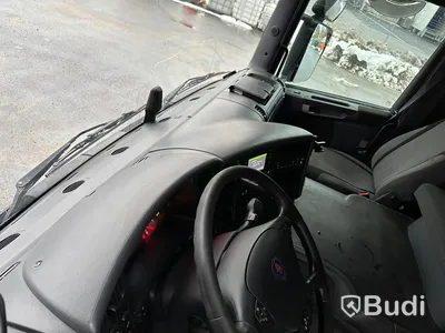 Lastbil Scania P410 6x2-4 HNB | 2016 | Kyl & Frysbil Carrier -