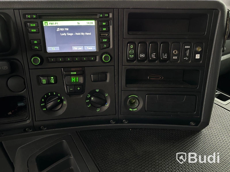 Lastbil Scania P410 6x2-4 HNB | 2016 | Kyl & Frysbil Carrier -