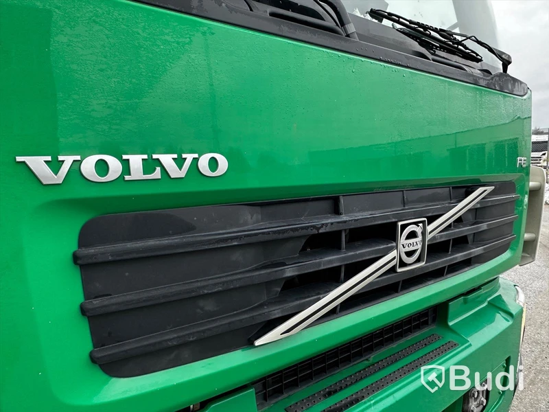 Baklastare Volvo FE 300 6x2 | 2013 | NTM