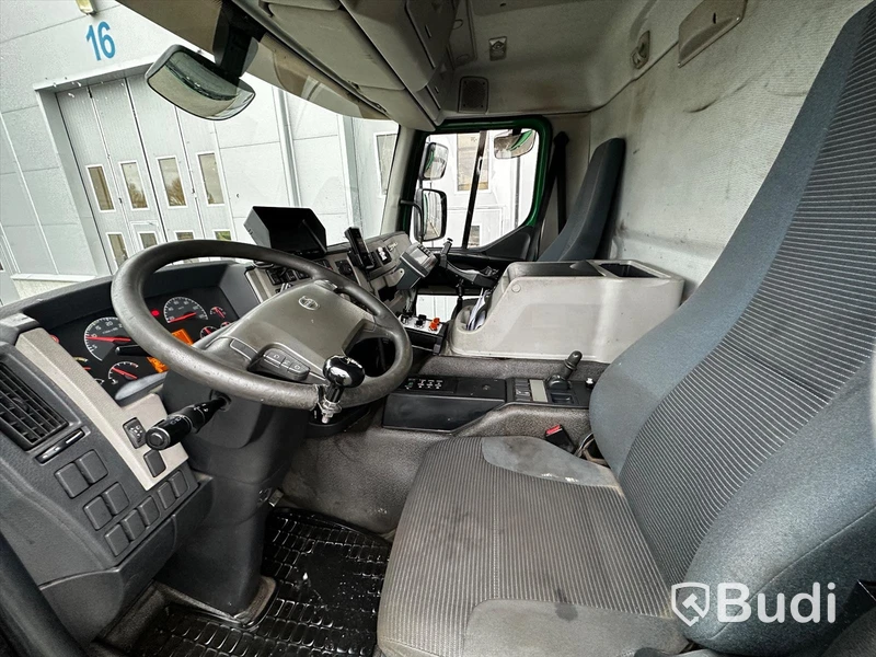 Baklastare Volvo FE 300 6x2 | 2013 | NTM