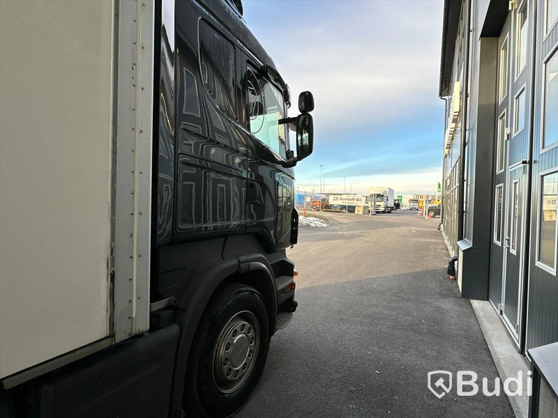 Lastbil Scania R500 6x2 | 2009 | SKAB skåp med öppningsbarsida x2 - export