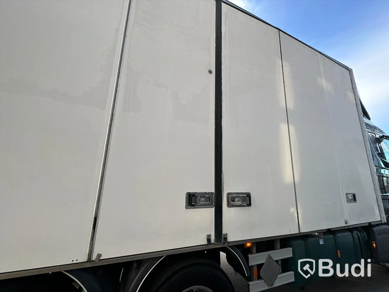 Lastbil Scania R500 6x2 | 2009 | SKAB skåp med öppningsbarsida x2 - export
