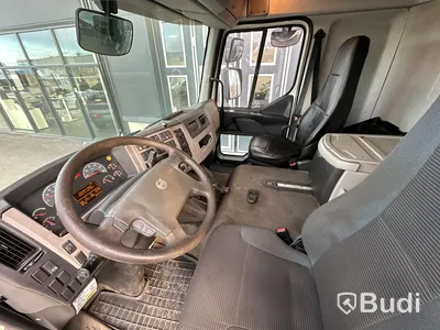 Lastbil Volvo FL 260 4x2 | 2010 | Skåp Arka - EXPORT
