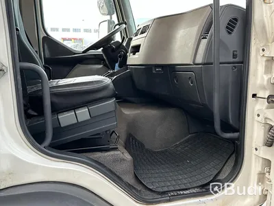 Lastbil Volvo FL 260 4x2 | 2010 | Skåp Arka - EXPORT