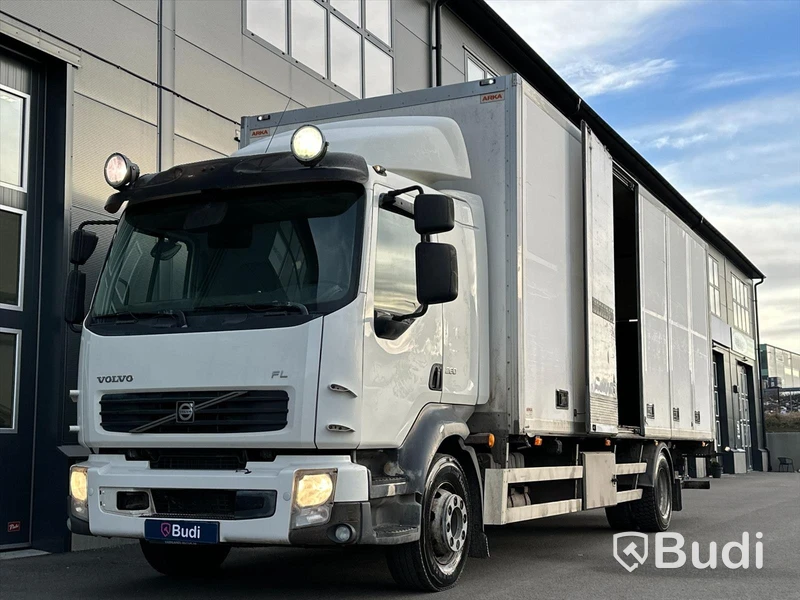 Lastbil Volvo FL 260 4x2 | 2010 | Skåp Arka - EXPORT