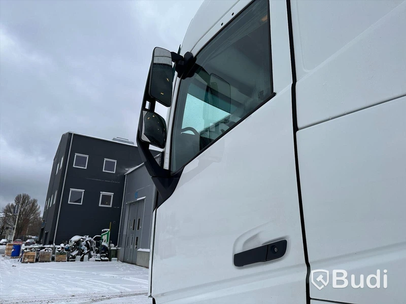Lastbil Volvo FH460 6x2 | Ekeri | Öppningsbar sida | ADR