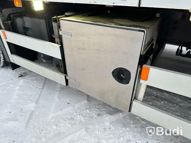 Lastbil Volvo FH460 6x2 | Ekeri | Öppningsbar sida | ADR