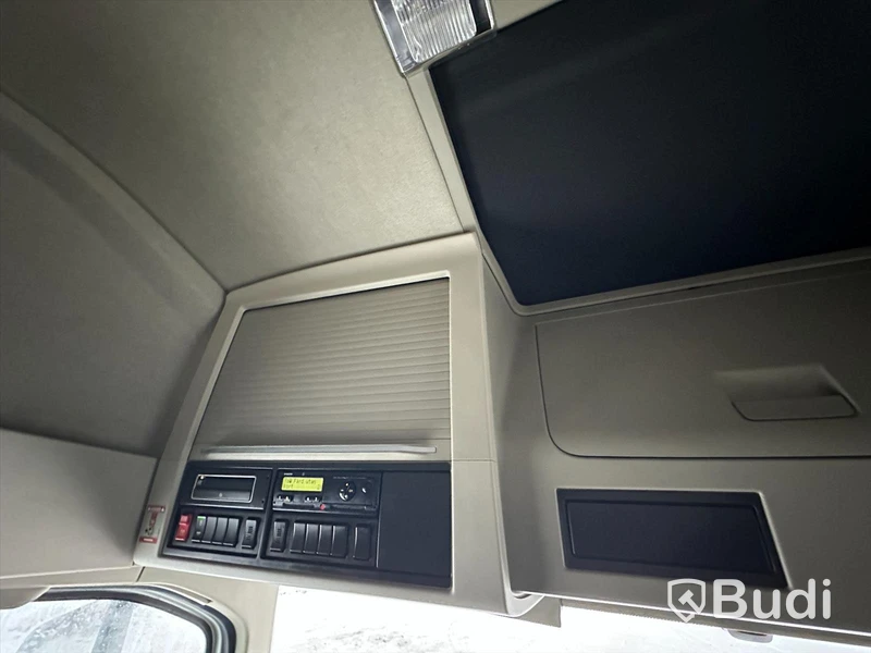 Lastbil Volvo FH460 6x2 | Ekeri | Öppningsbar sida | ADR