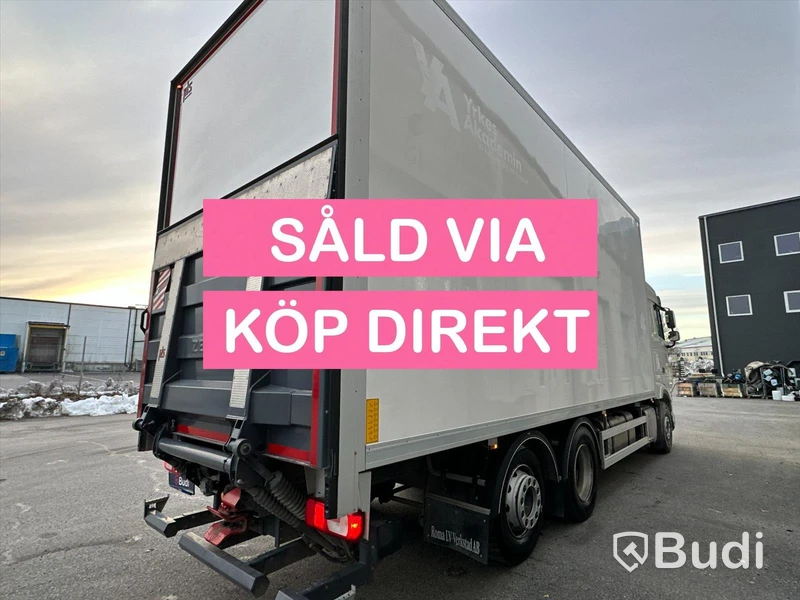 Lastbil DAF XF 530 med PLS skåp | 84026km | Öppningsbarsida- SÅLD