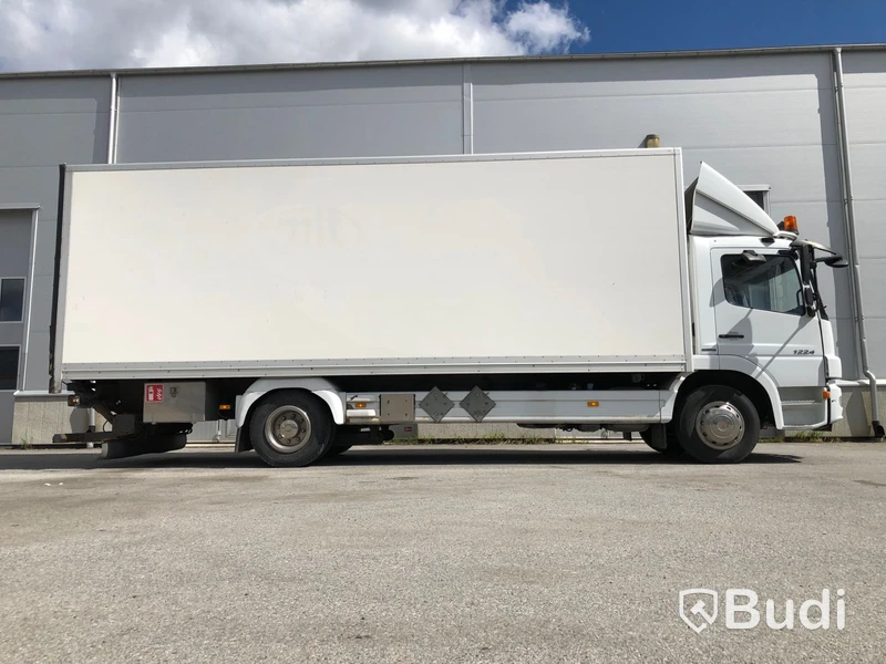 JDD870 Lastbil Mercedes-Benz 1224 L- 2009