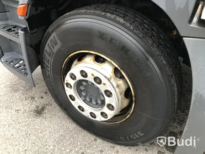 Lastbil Mercedes-Benz Antos | Fastskåp | Euro6