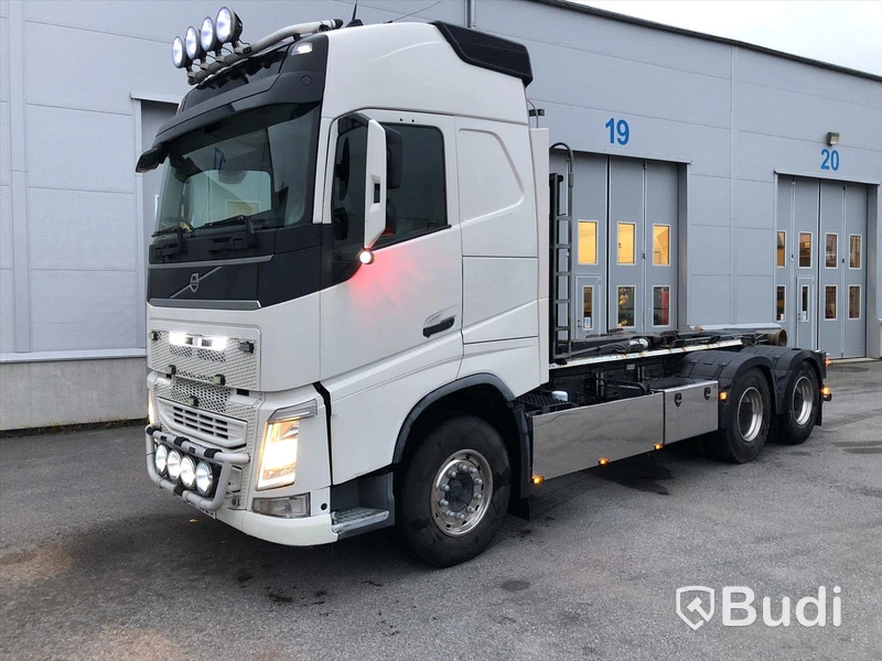 Lastbil Volvo FH 6x2 Hiab lastväxlare Euro5 (Miljözon TOM 2021-07-12)