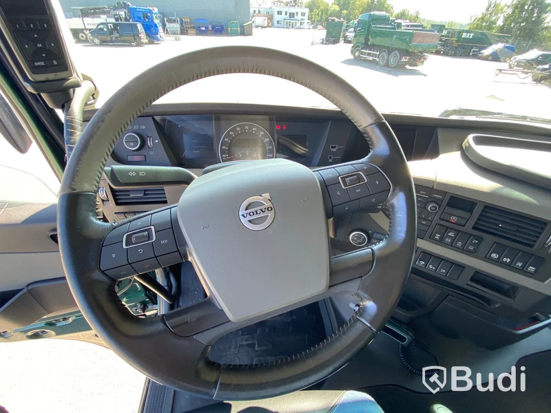 Lastbil Volvo FH12 540 6x4 med Sörling Dumper