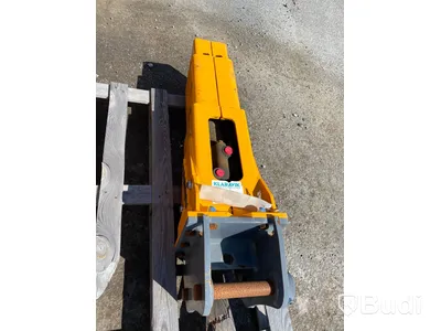 Kranarm med hydraulhammare