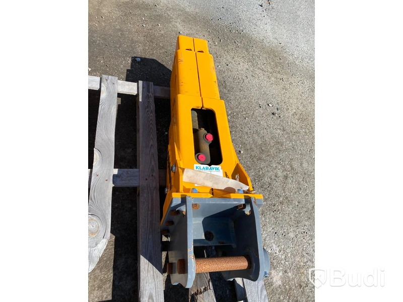 Kranarm med hydraulhammare