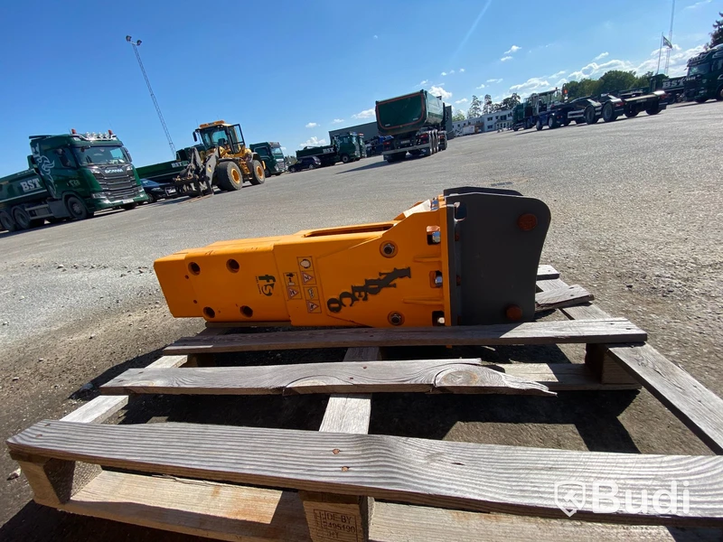 Kranarm med hydraulhammare
