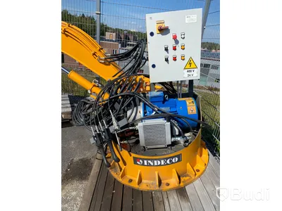 Kranarm med hydraulhammare