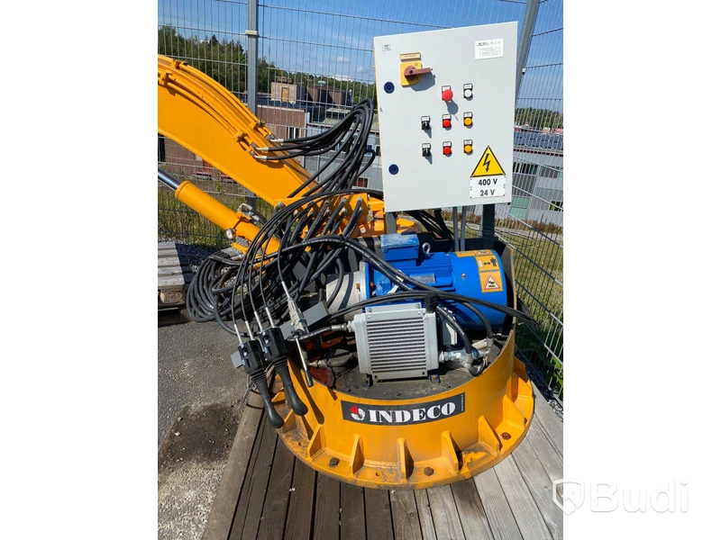 Kranarm med hydraulhammare