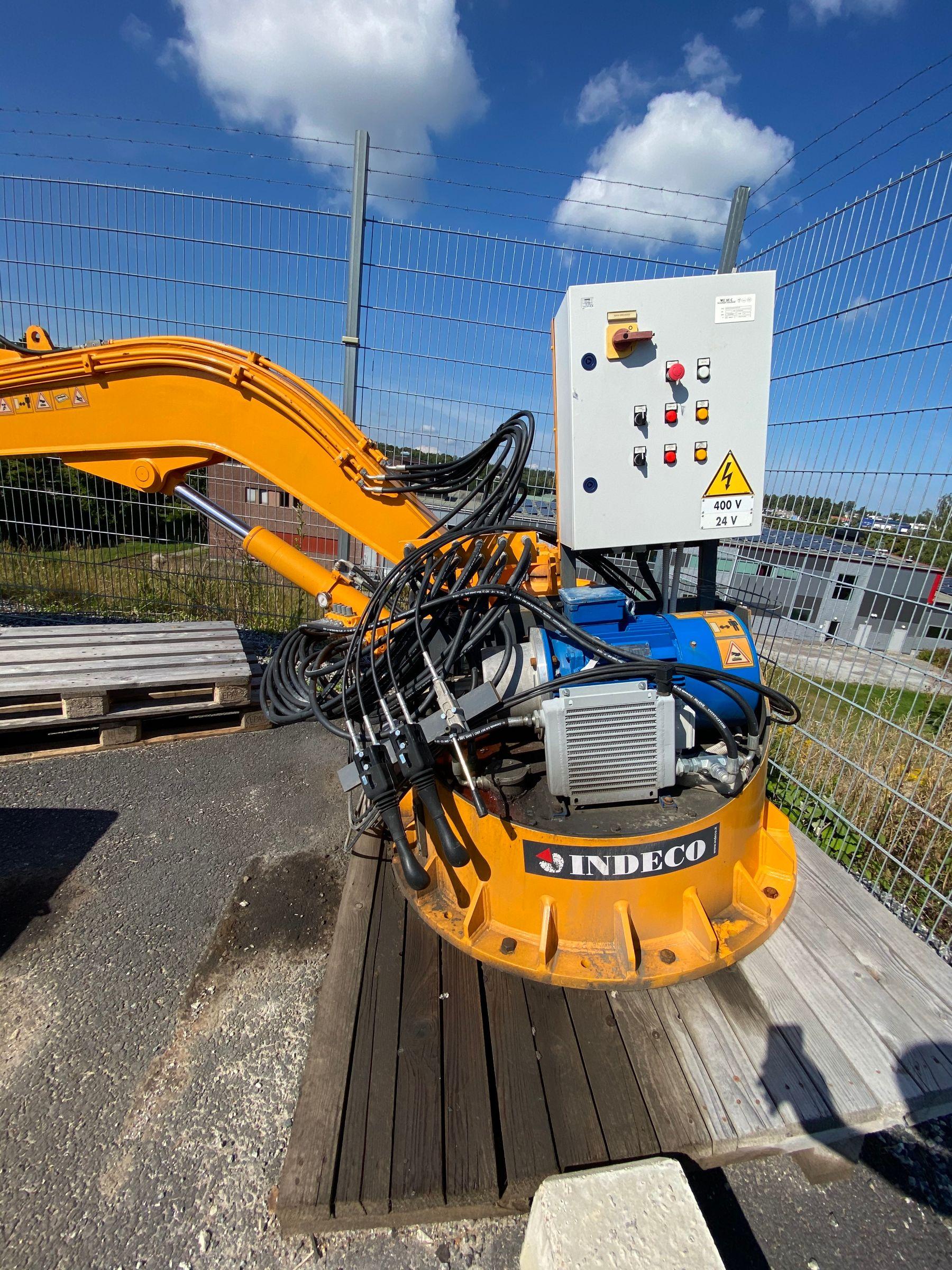 Kranarm med hydraulhammare