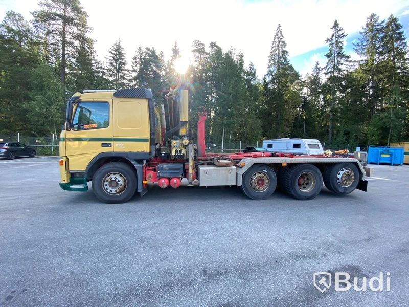 Lastbil Volvo FM380 8x2 kran och lastväxlare Palfinger