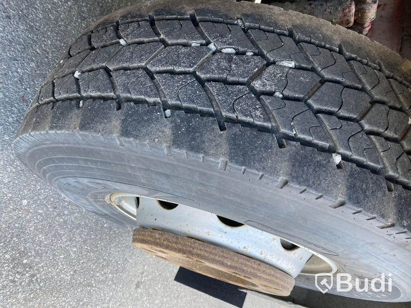 Lastbil Volvo FM380 8x2 kran och lastväxlare Palfinger
