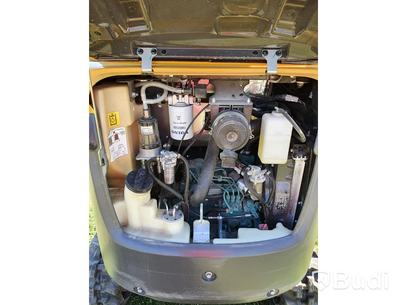 Minigrävare Volvo EC18D -2018, 90h med skopor samt Indespension LTD släp