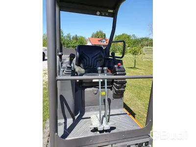 Minigrävare Volvo EC18D -2018, 90h med skopor samt Indespension LTD släp