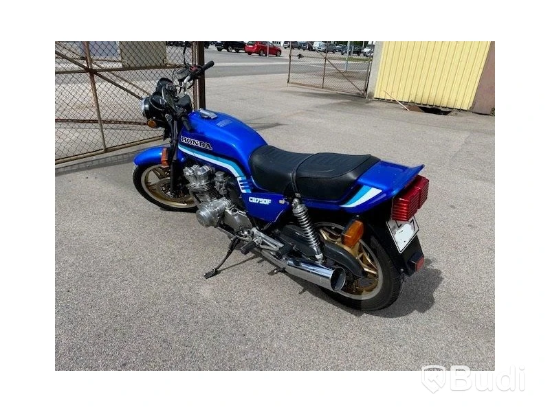 HONDA CB 750 F RC04