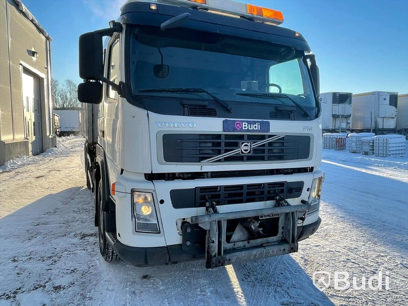 Lastbil Volvo FM-400 Fassi F235XP Plogförberedd