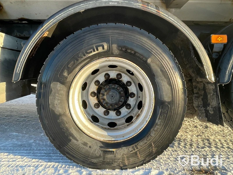 Lastbil Volvo FM-400 Fassi F235XP Plogförberedd