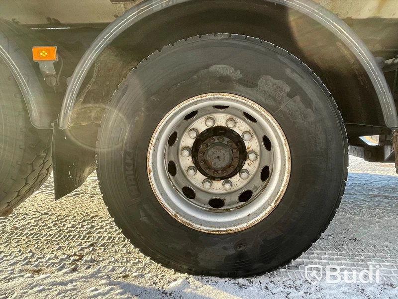 Lastbil Volvo FM-400 Fassi F235XP Plogförberedd