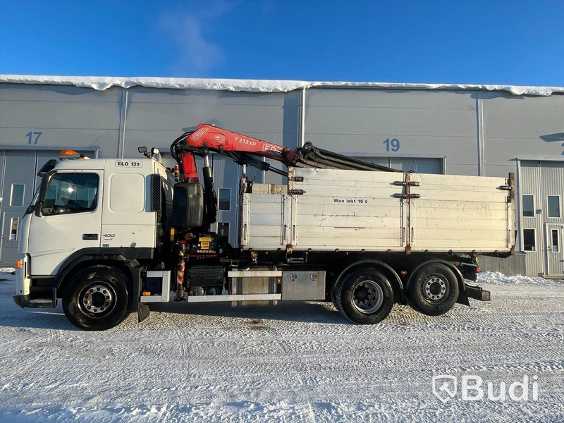 Lastbil Volvo FM-400 Fassi F235XP Plogförberedd