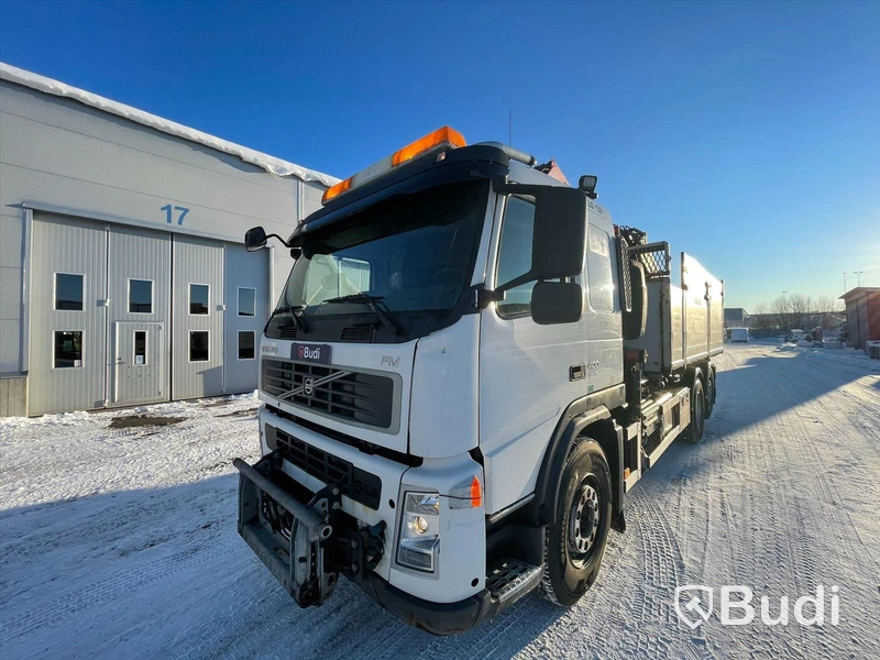 Lastbil Volvo FM-400 Fassi F235XP Plogförberedd