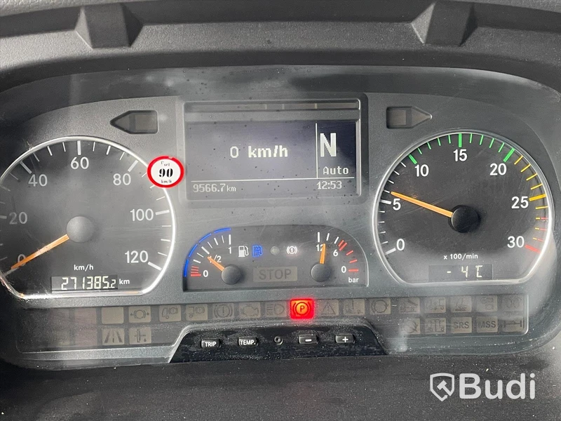 Lastbil Mercedes-Benz Axor 1824| Höj&Sänk SKAB