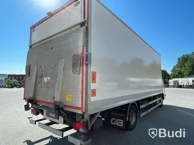 Lastbil Mercedes-Benz Axor 1824| Höj&Sänk SKAB